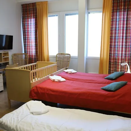 Iiris Hostel *